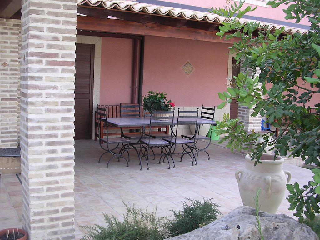 Il Mirto E La Rosa Bed & Breakfast Agrigento Dış mekan fotoğraf