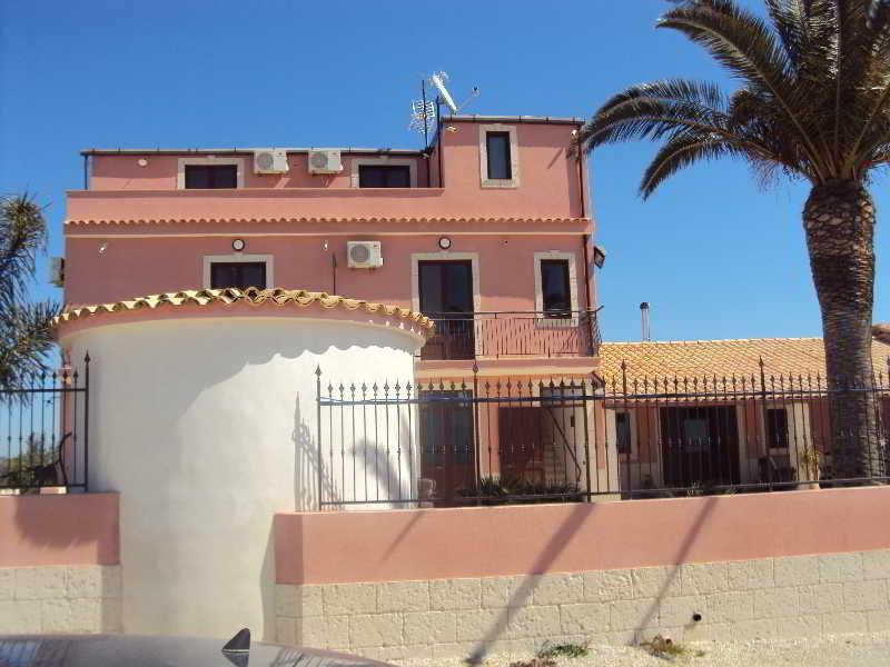 Il Mirto E La Rosa Bed & Breakfast Agrigento Dış mekan fotoğraf